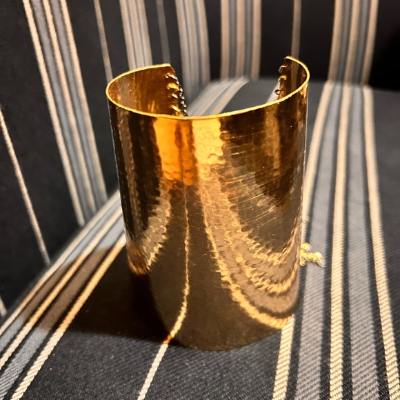 Gold Bangle Bracele - Picture 2 of 2